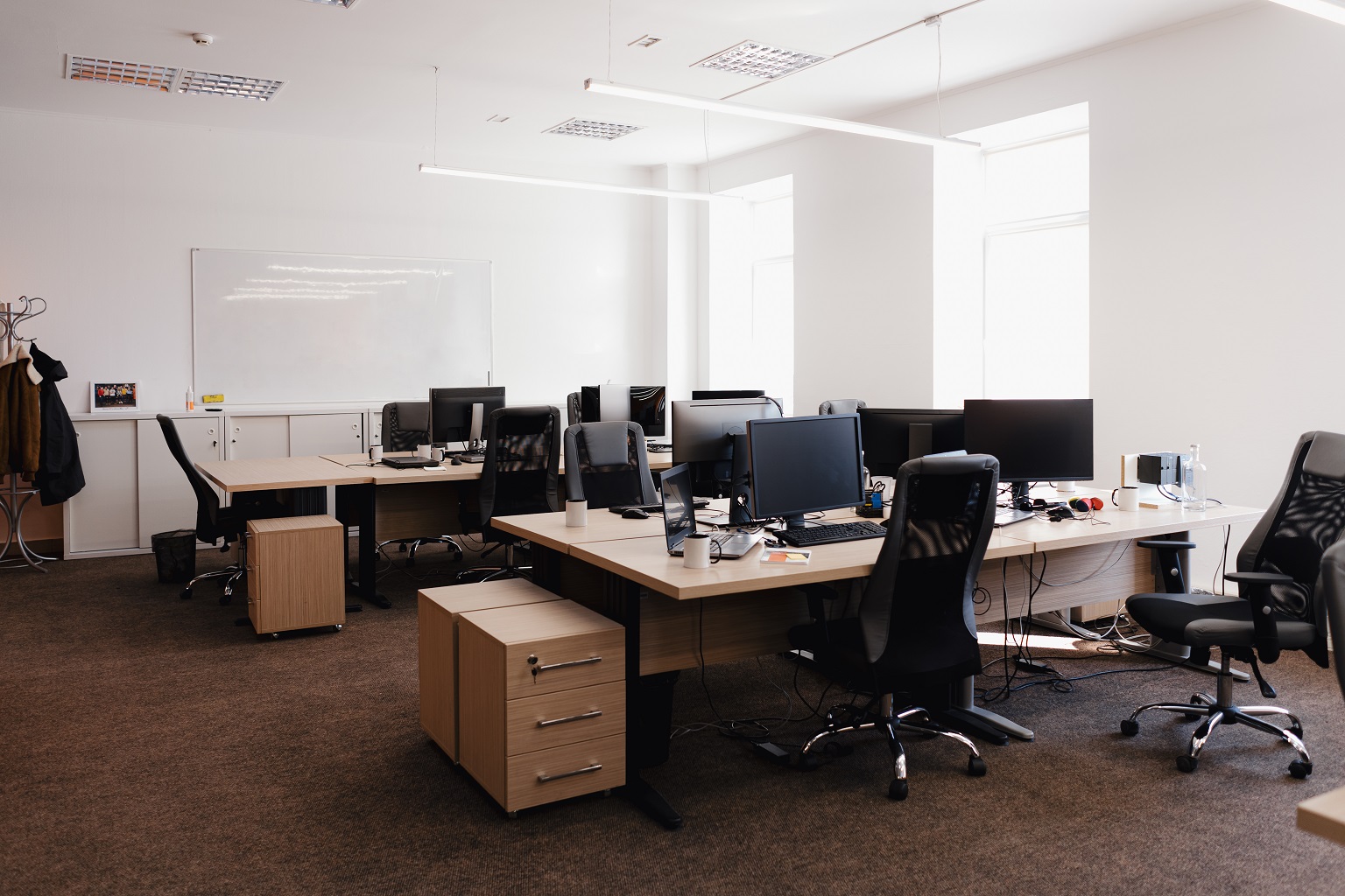 How does shared office space work?