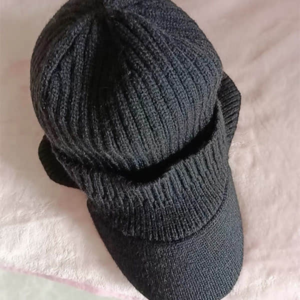 Hotjak CozyHead Beanie Review (Untold Facts)