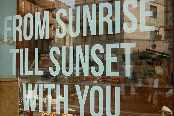 Custom Window Graphics vs. Window Decals: What Works Best in Detroit