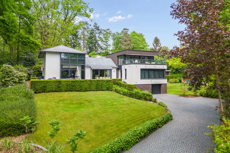 Transform Your Property Listings with Expert Real Estate Photo Editing