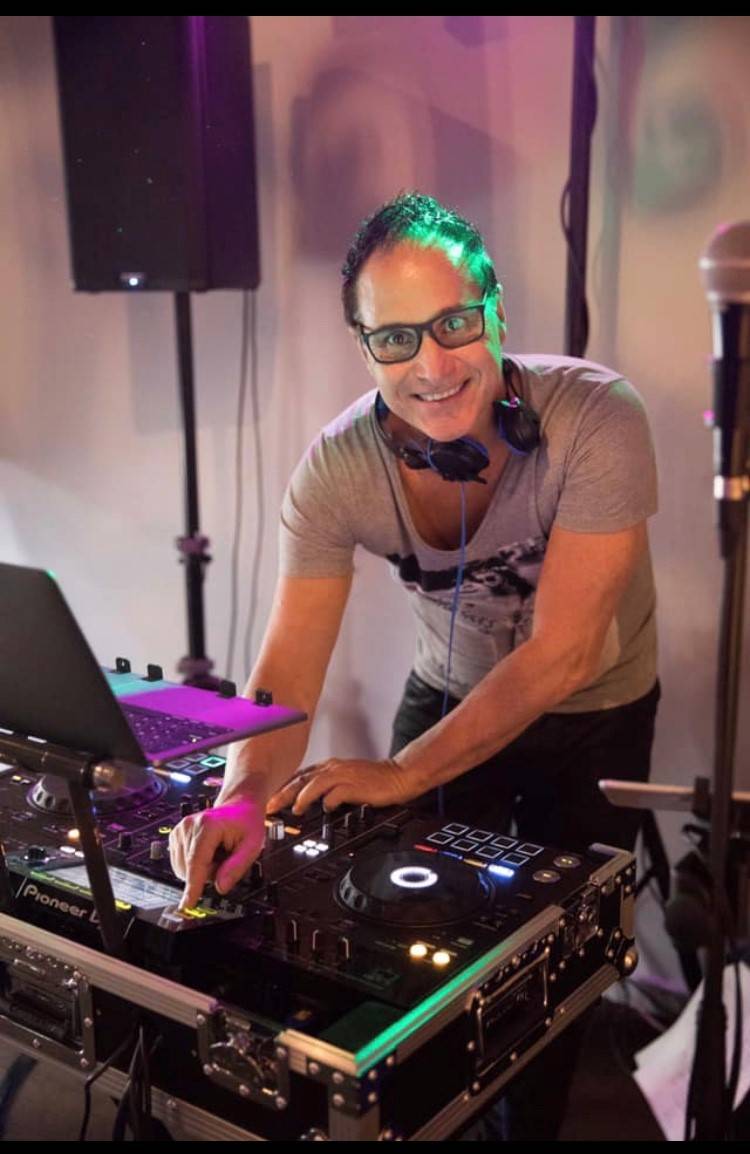 DJ Dino at Bartega Belmore – The Ultimate Weekend DJ Experience
