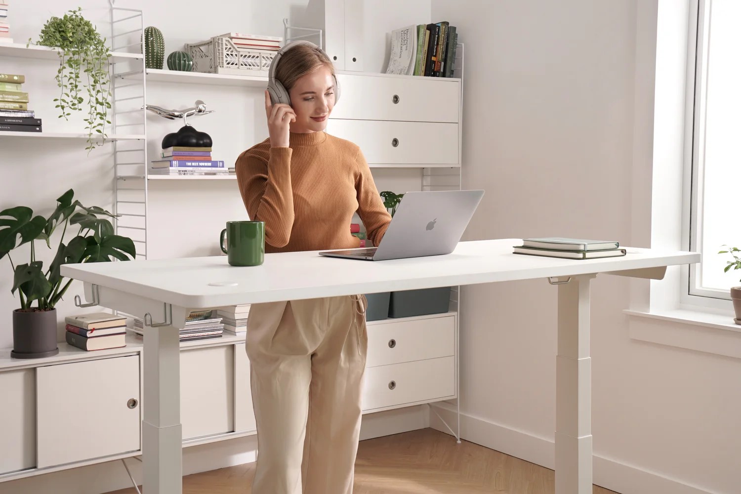 Home-Office Upgrade: 5 überraschende Stehschreibtisch-Add-ons