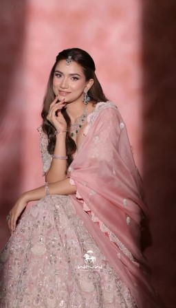 Bridal Makeup Trends to Elevate Your Lehenga Look This Season
