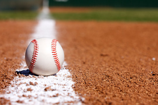 What Is a Collegiate Baseball Scouting Network & How Does It Work?
