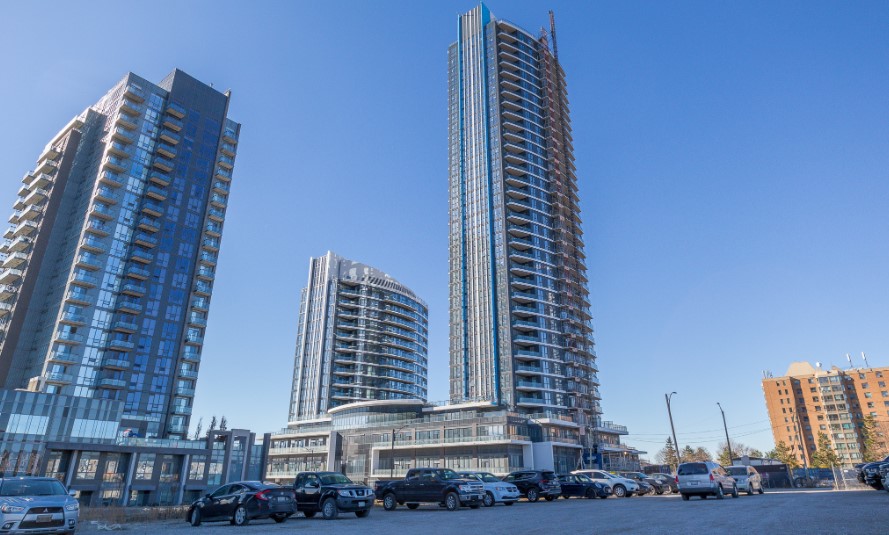 Depending On Your Business Needs  Select Etobicoke Extended-Stay Hotel Suites