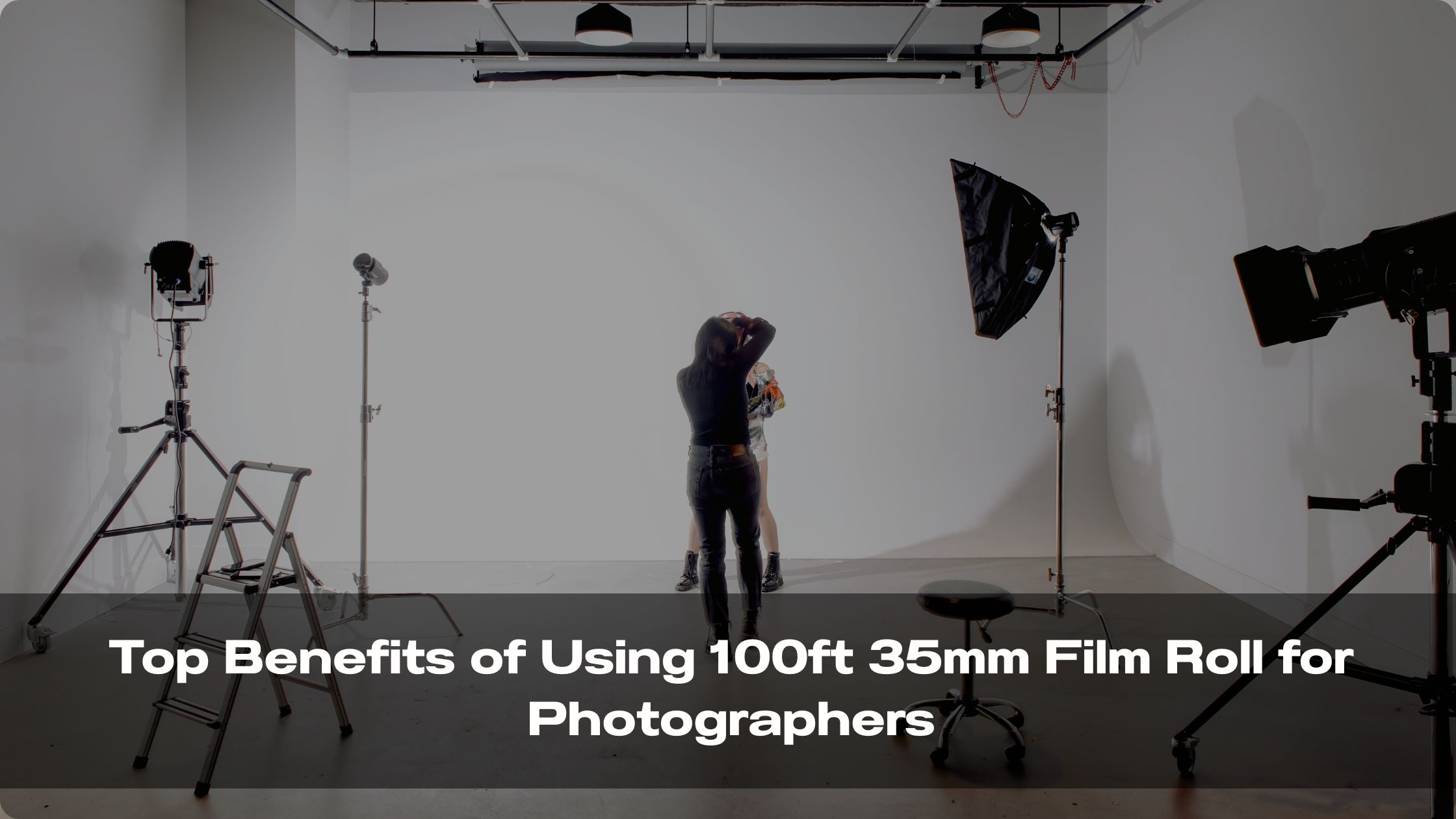 Top Benefits of Using 100ft 35mm Film Roll for Photographers