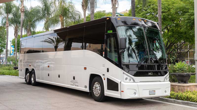 How Make Easy and Affordable Option For Group Travel With New York Charter Bus Rental