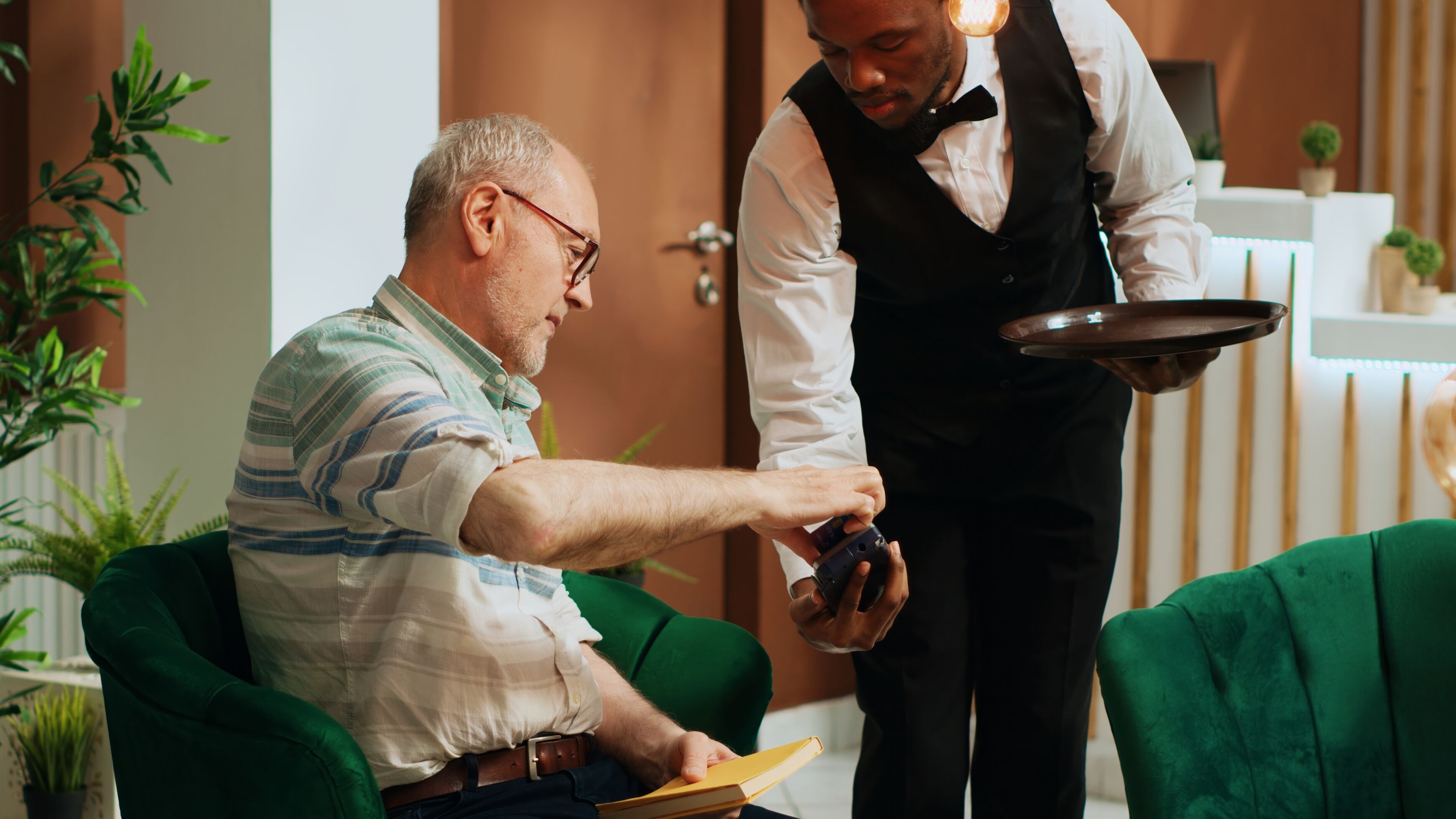 Choosing the Right Support for Aging Loved Ones: A Guide for Families