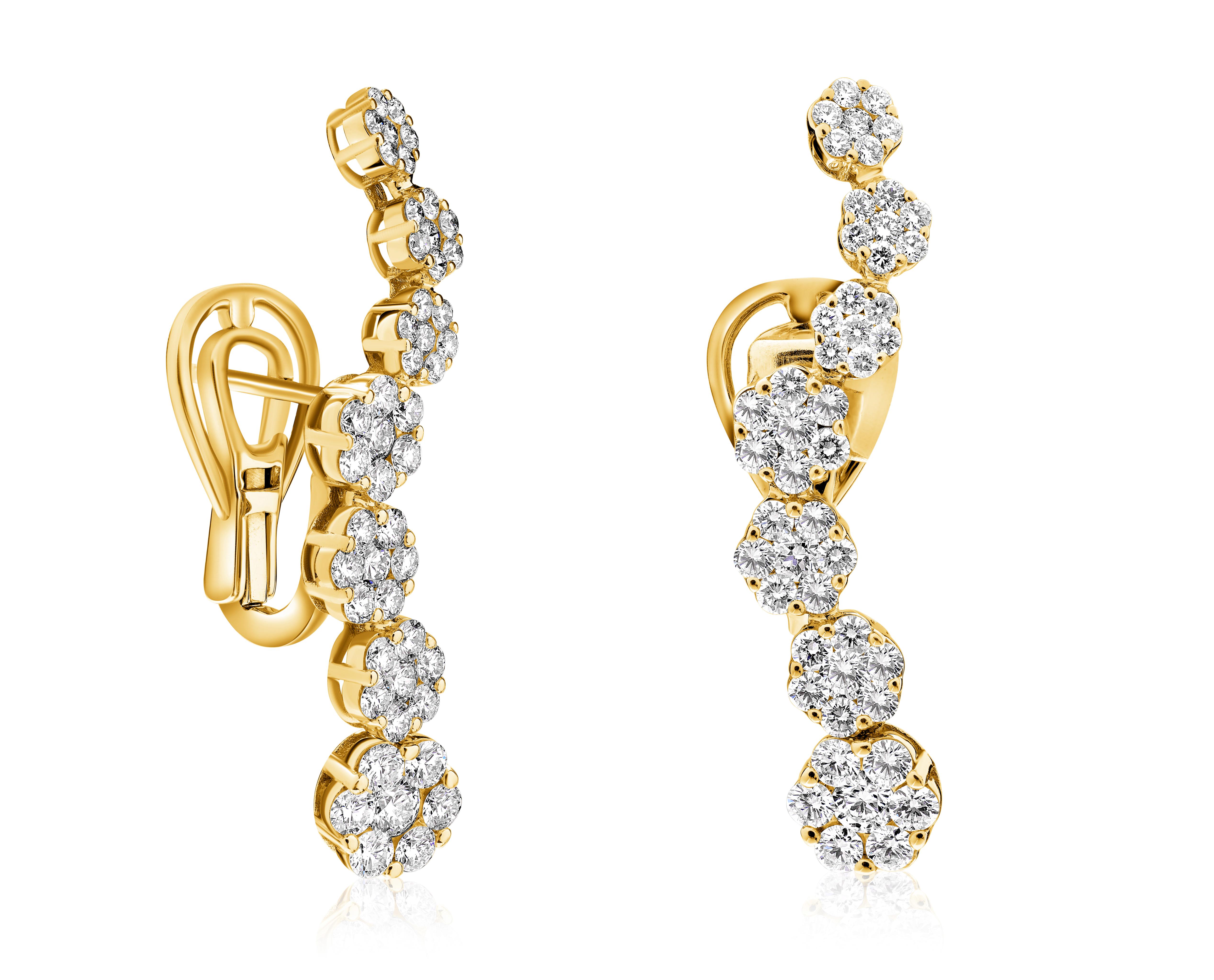 Jewelry That Enhances Structured Cape Dresses