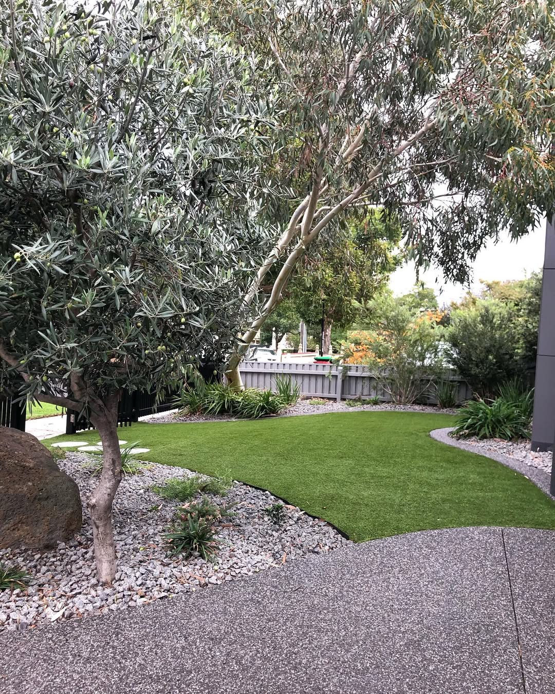 Lawn Maintenance in Melbourne 