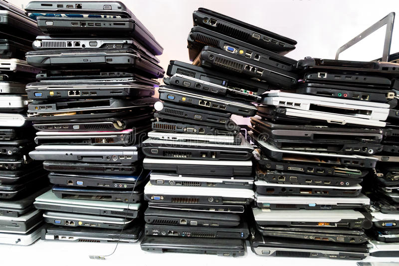 Recycling - How to recycle electronics properly in order to live eco-friendly 