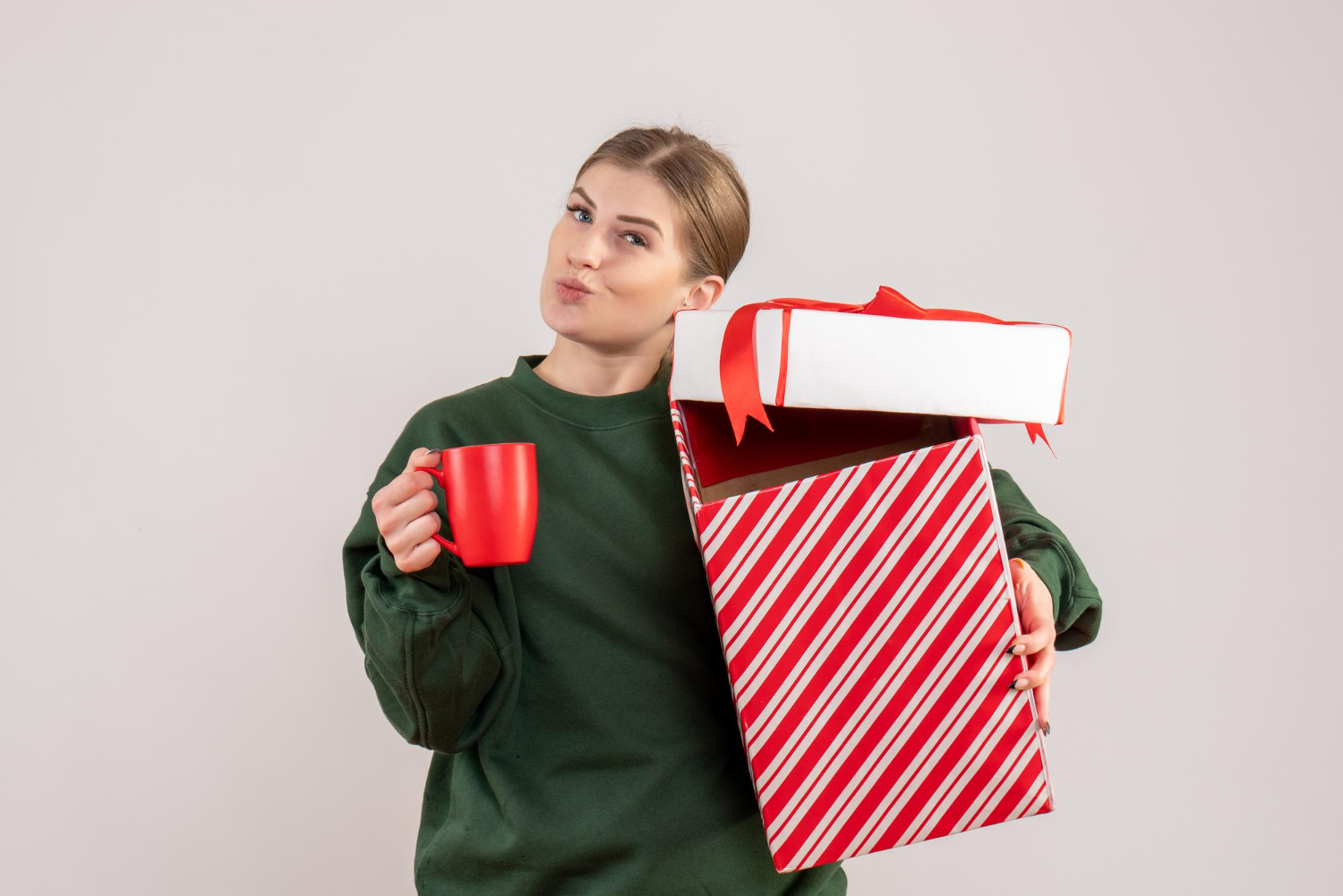 Romantic Gift Ideas for Men That Say “I Get You” Without Saying a Word