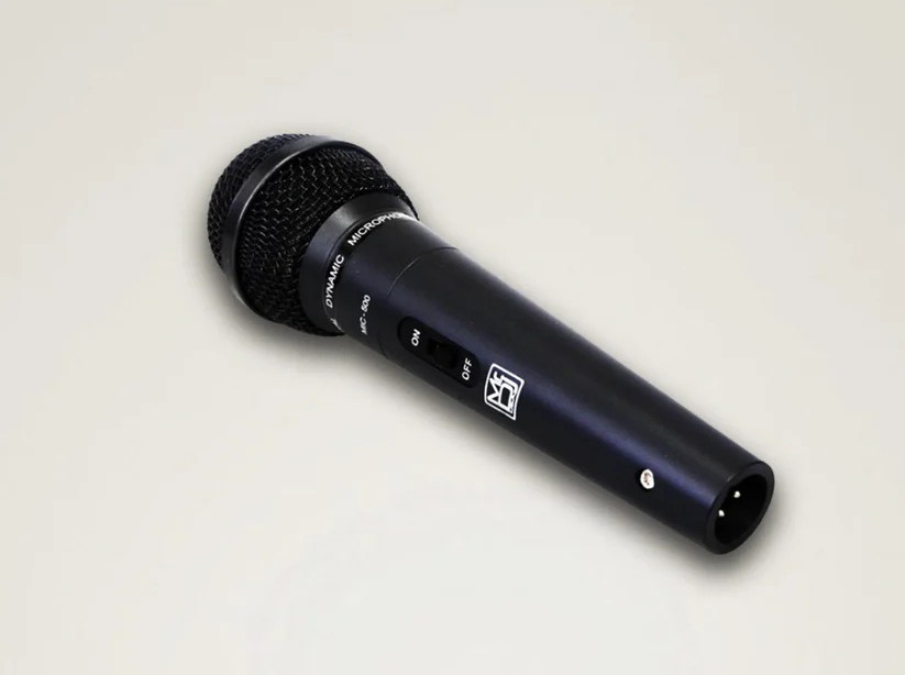 Wired Microphone Mistakes That Ruin Live DJ Performances