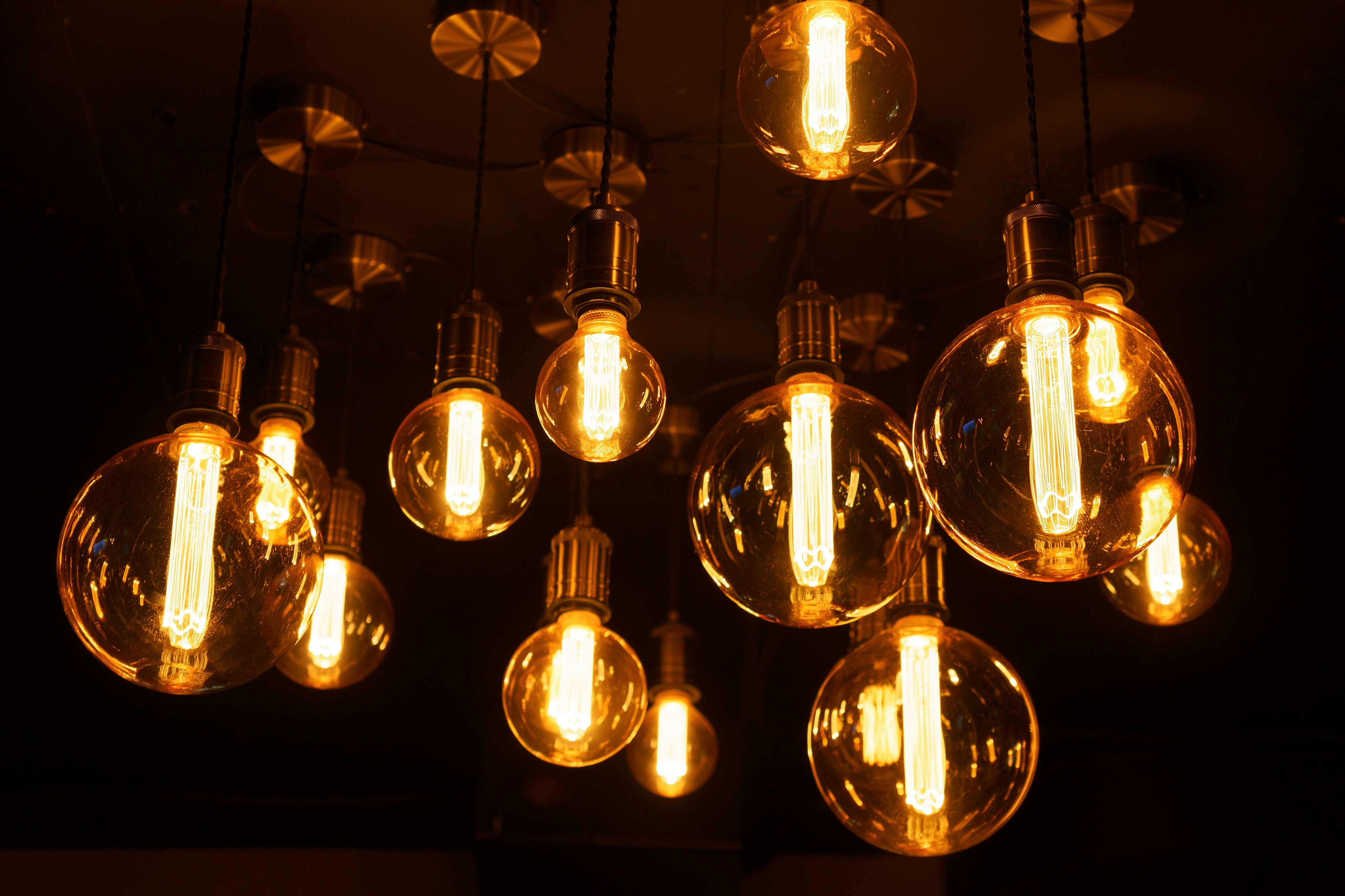 How Much Can I Save With Energy Efficient Lighting?