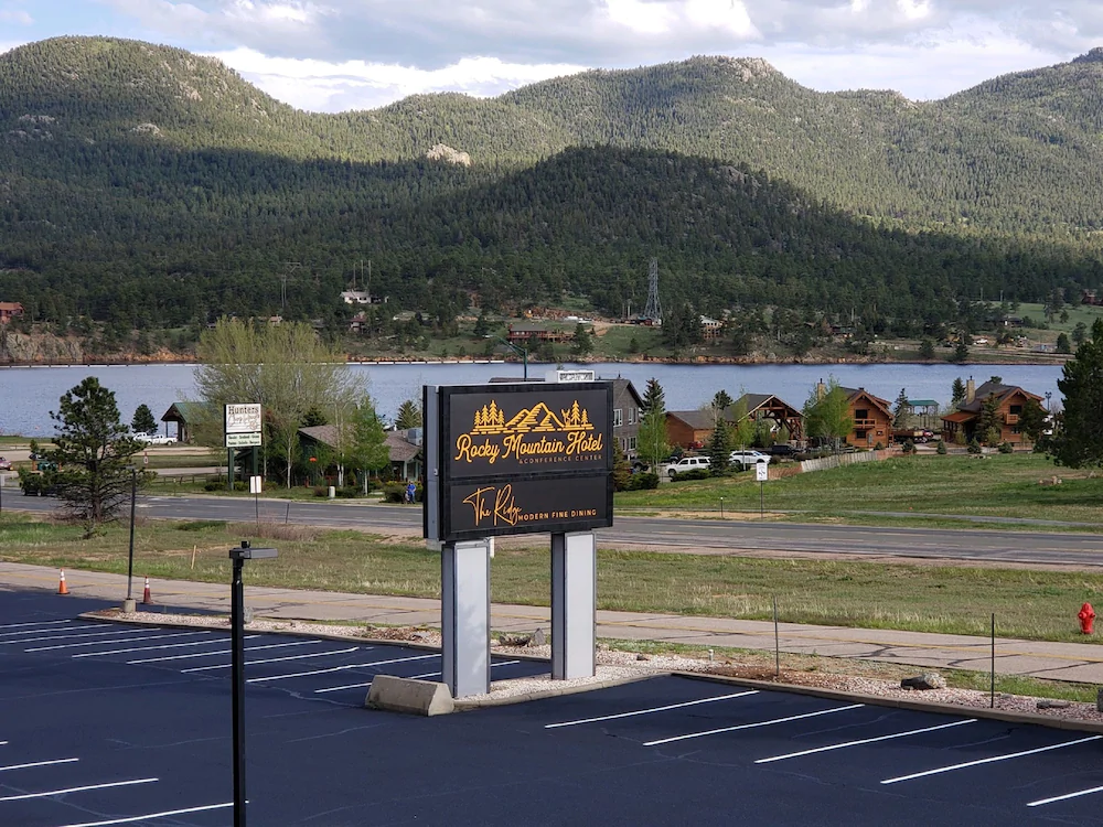 What are the cheapest hotels in Estes Park in the USA?