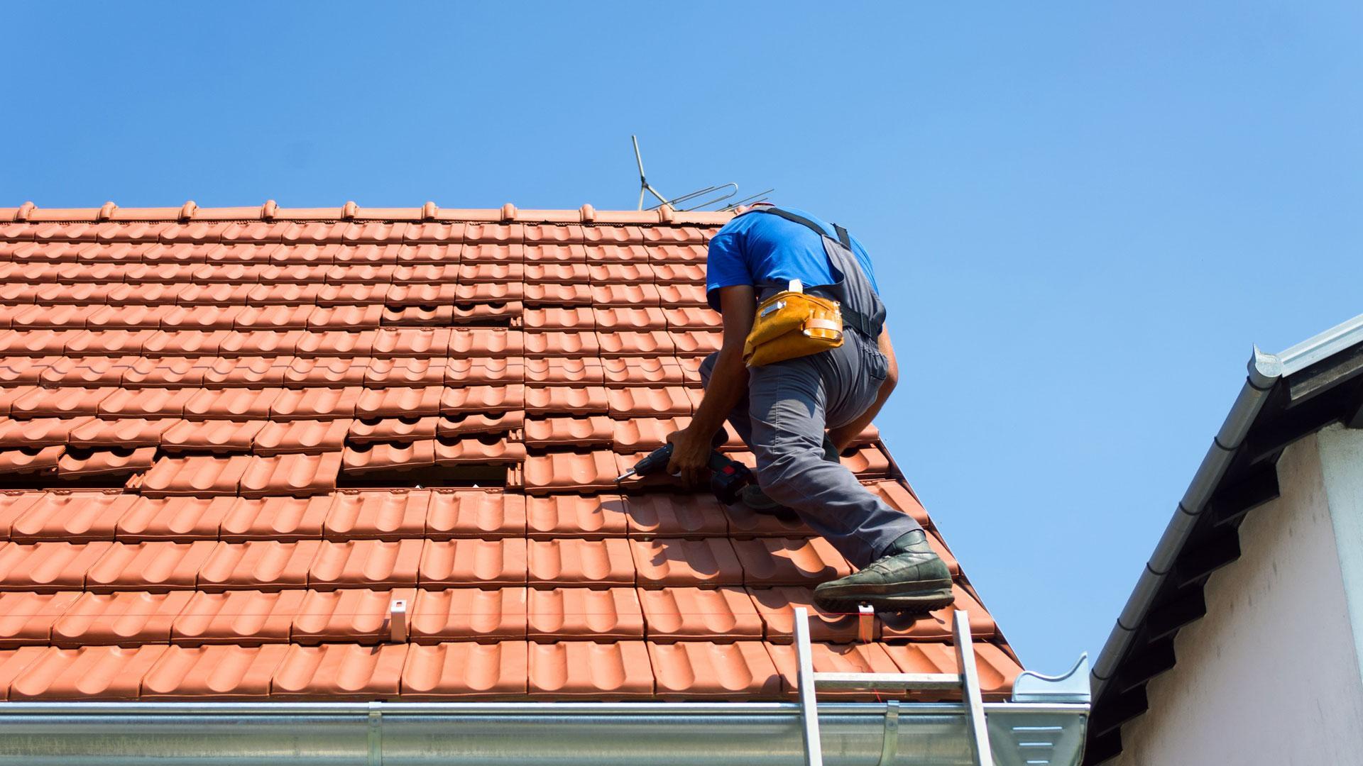 Roofer in Mobile AL