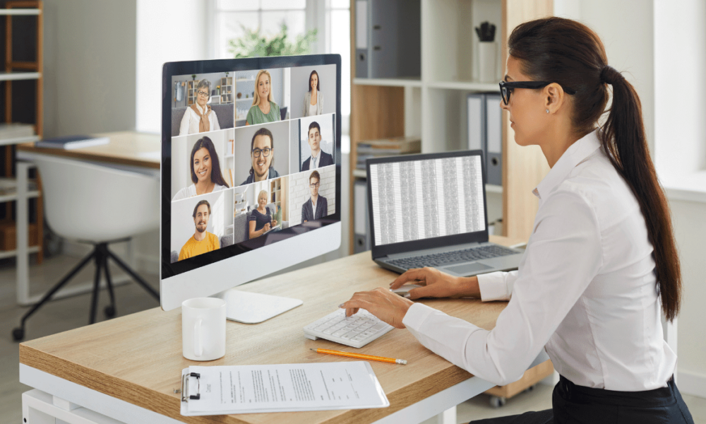 8 Easy Ways to Manage Hybrid Teams