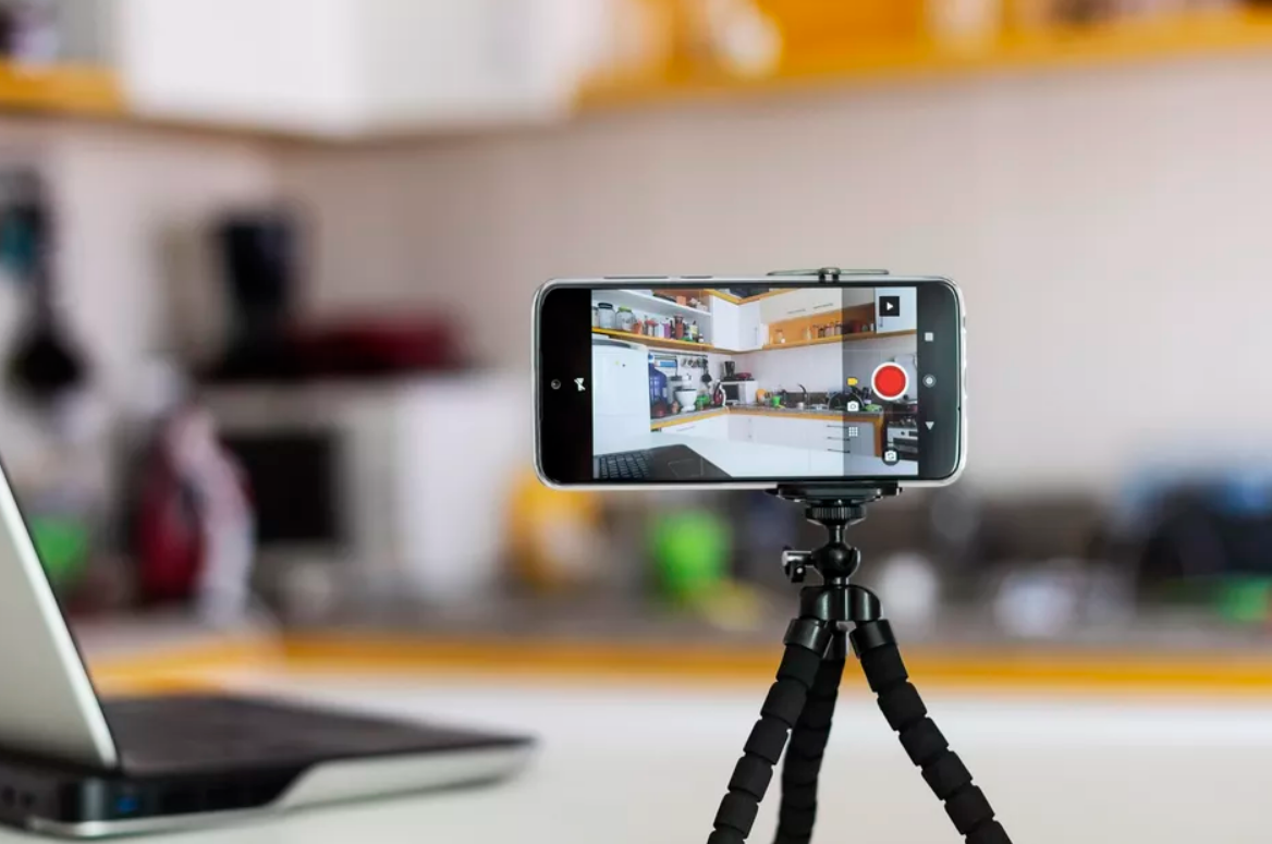 How to Make the Best of Your Phone Camera (Videography)