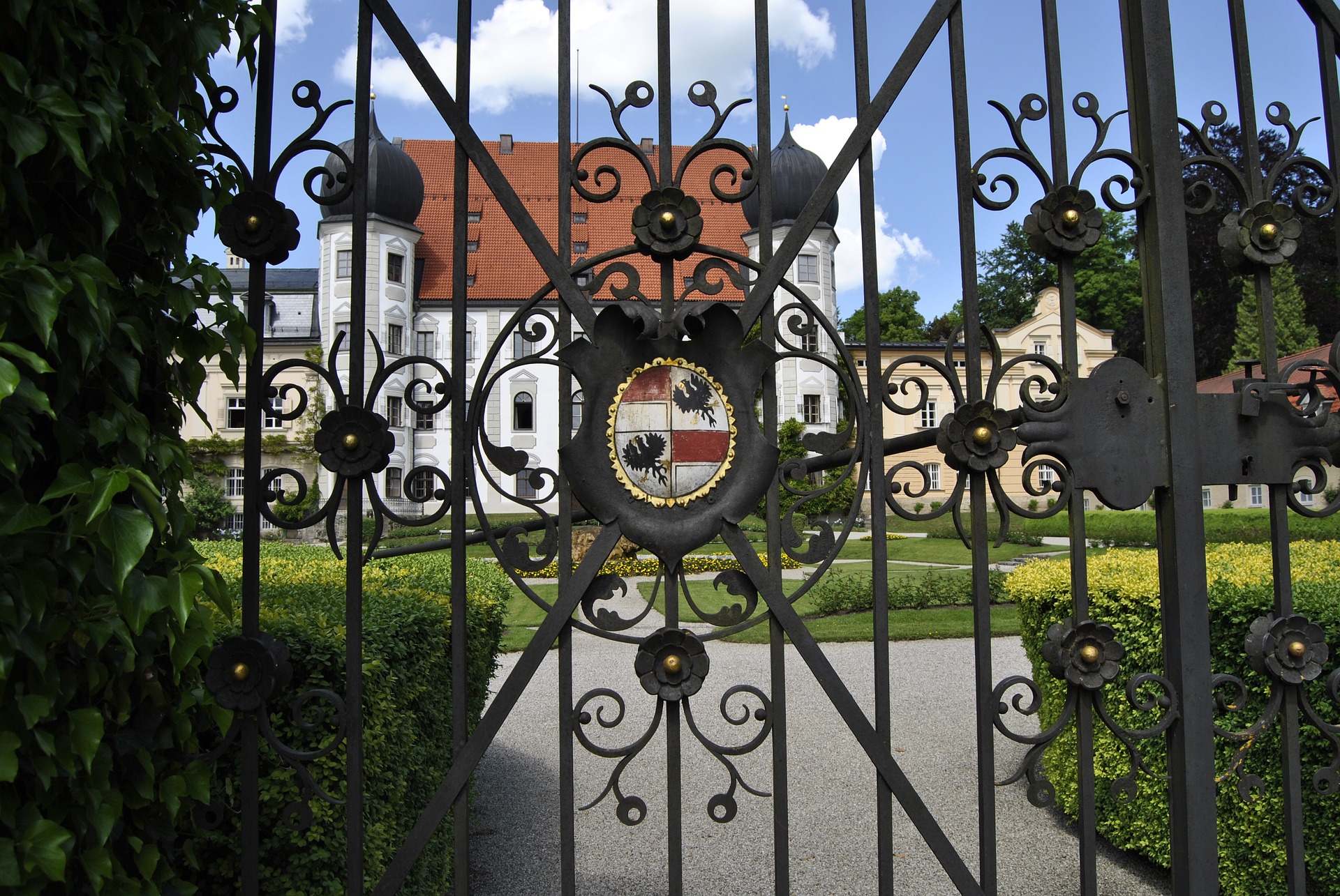 Residential Gate Installation in Los Angeles