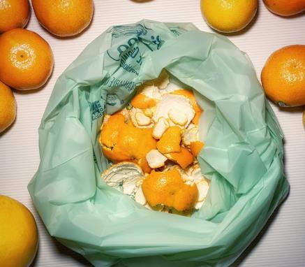 Choose compostable bags for food waste collection