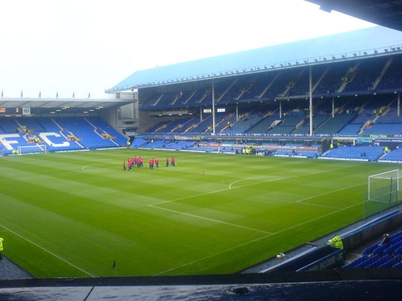 san van dong Goodison Park co nhung dieu thu vi gi ?