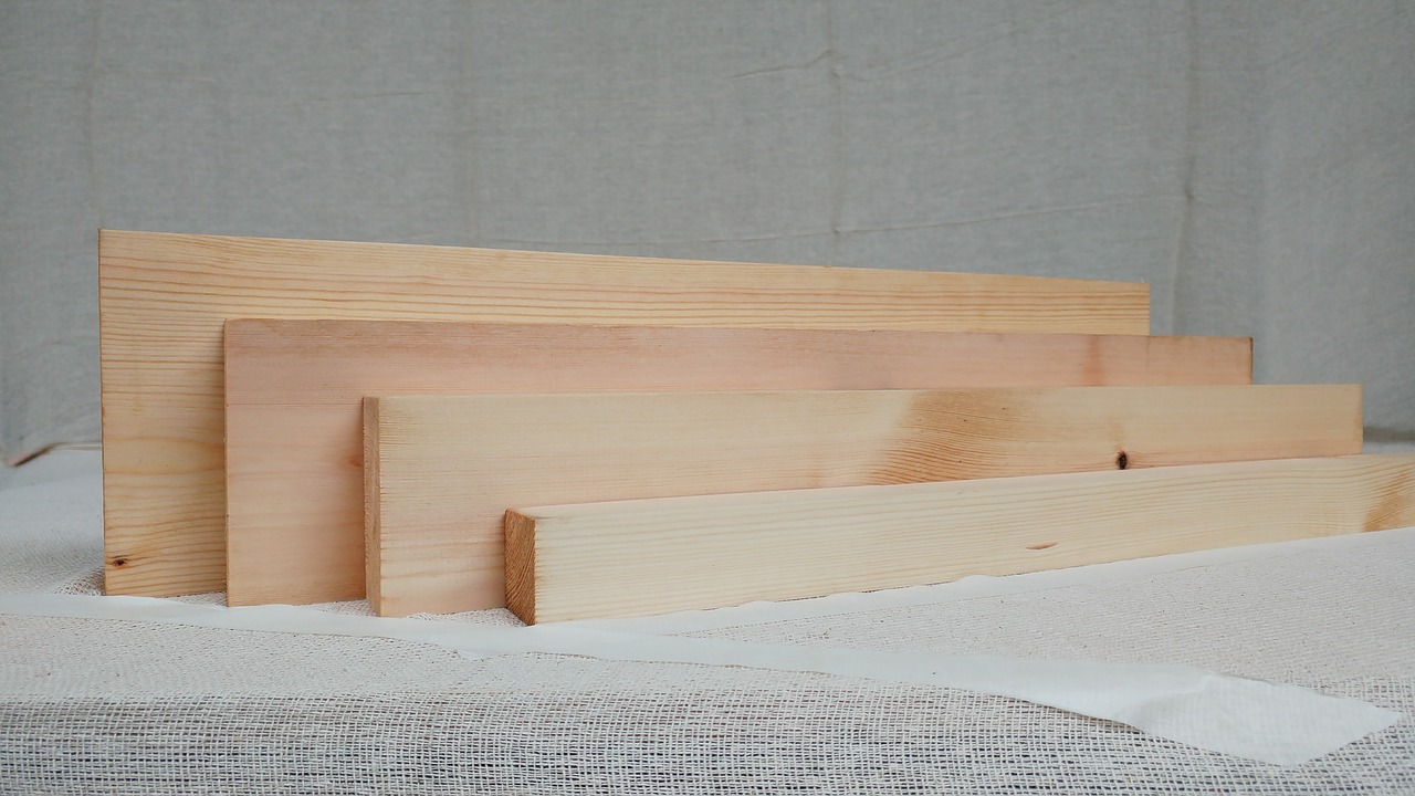 A Brief Comparison Of Plywood Sheets And OSB Boards