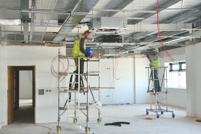 Exploring the Thriving World of Industrial Electrician Jobs
