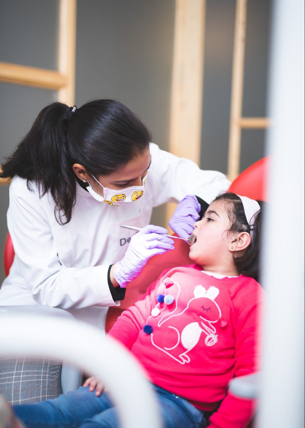 Get perfect smile from Invisalign in South Delhi at reasonable prices