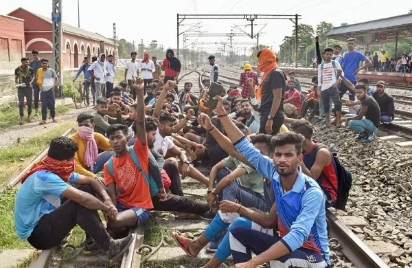 Agnipath protest: 1 dead, several injured in Secunderabad