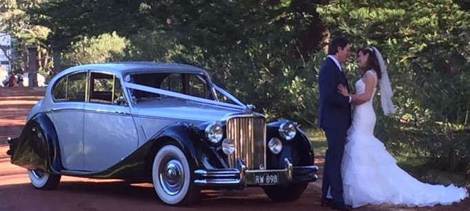 Classic Wedding Cars - Add Elegance And Style To Your Wedding