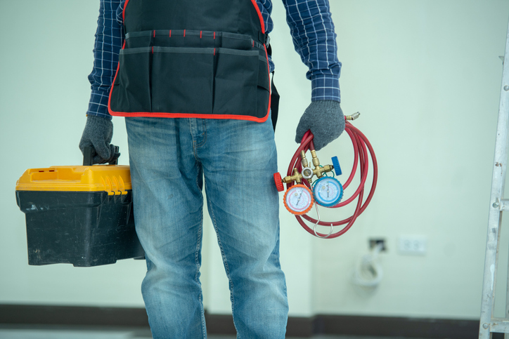 Why you should get plumbing issues fixed by a professional plumber?