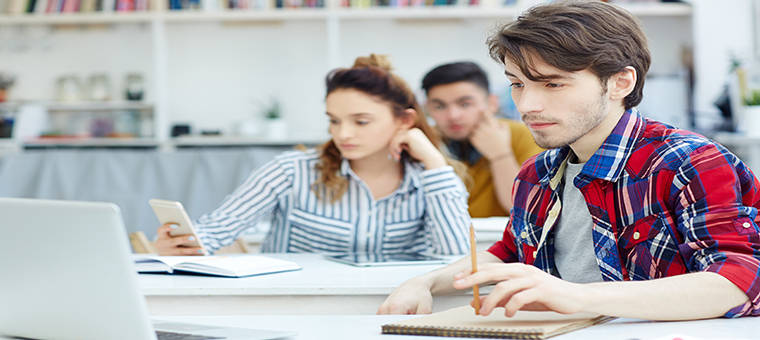 Advantages of Online Courses and Exams