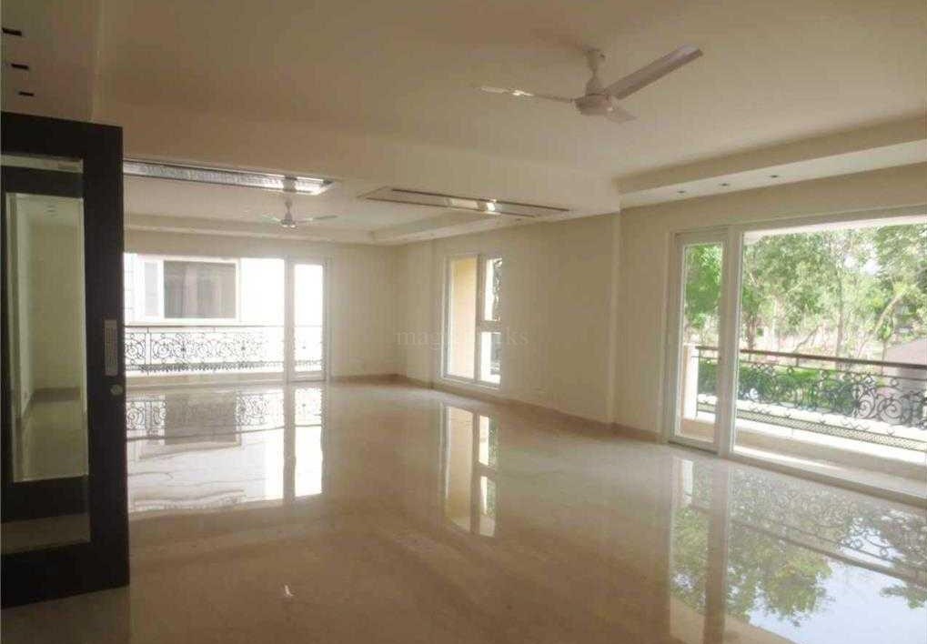 5 BHK Builder Floor sale in Westend Second Floor