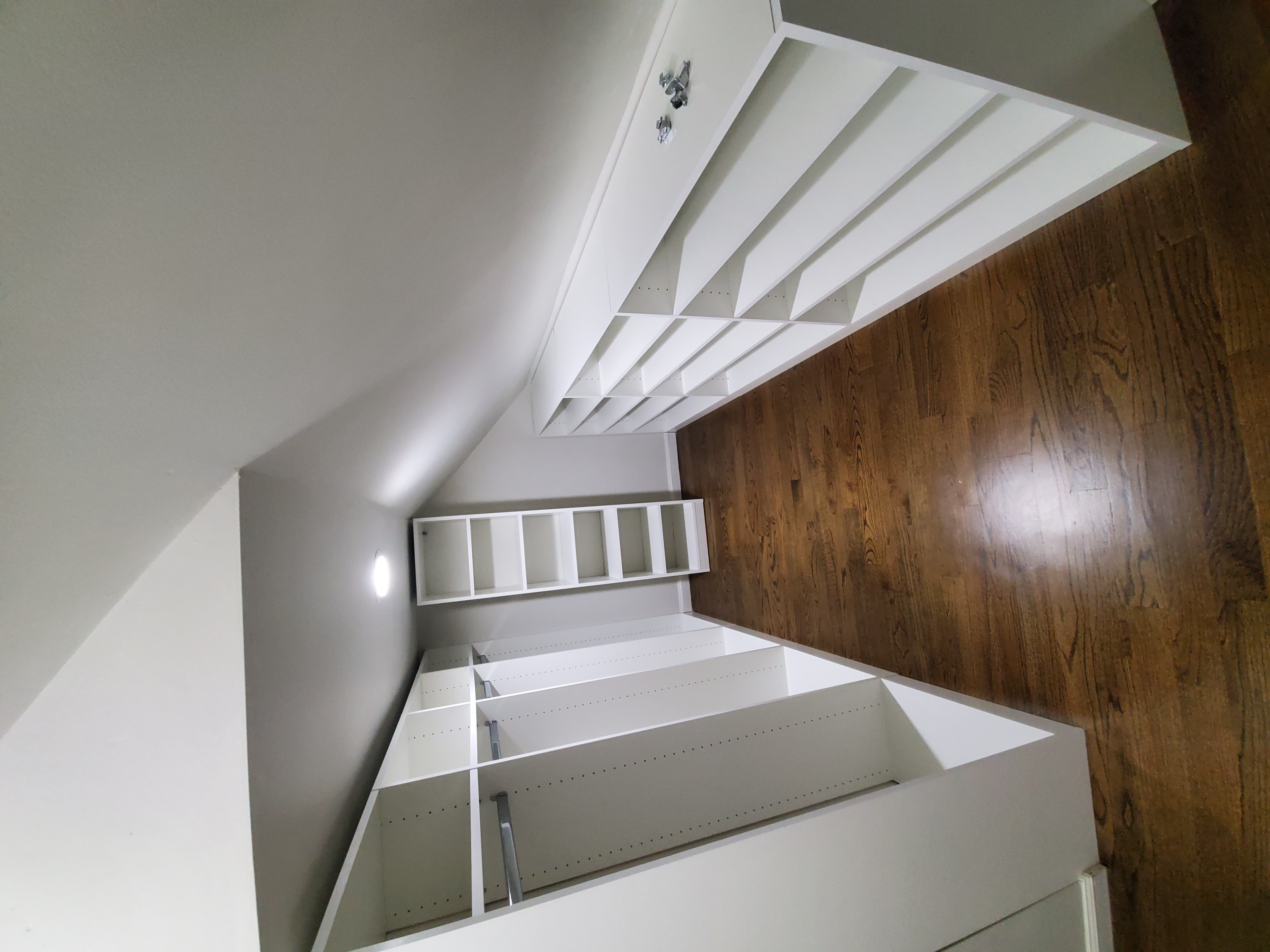 Get The Best Stylish Custom Closet Shelves in NJ
