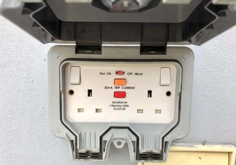 Outdoor Weatherproof Switches & Sockets and Accessories