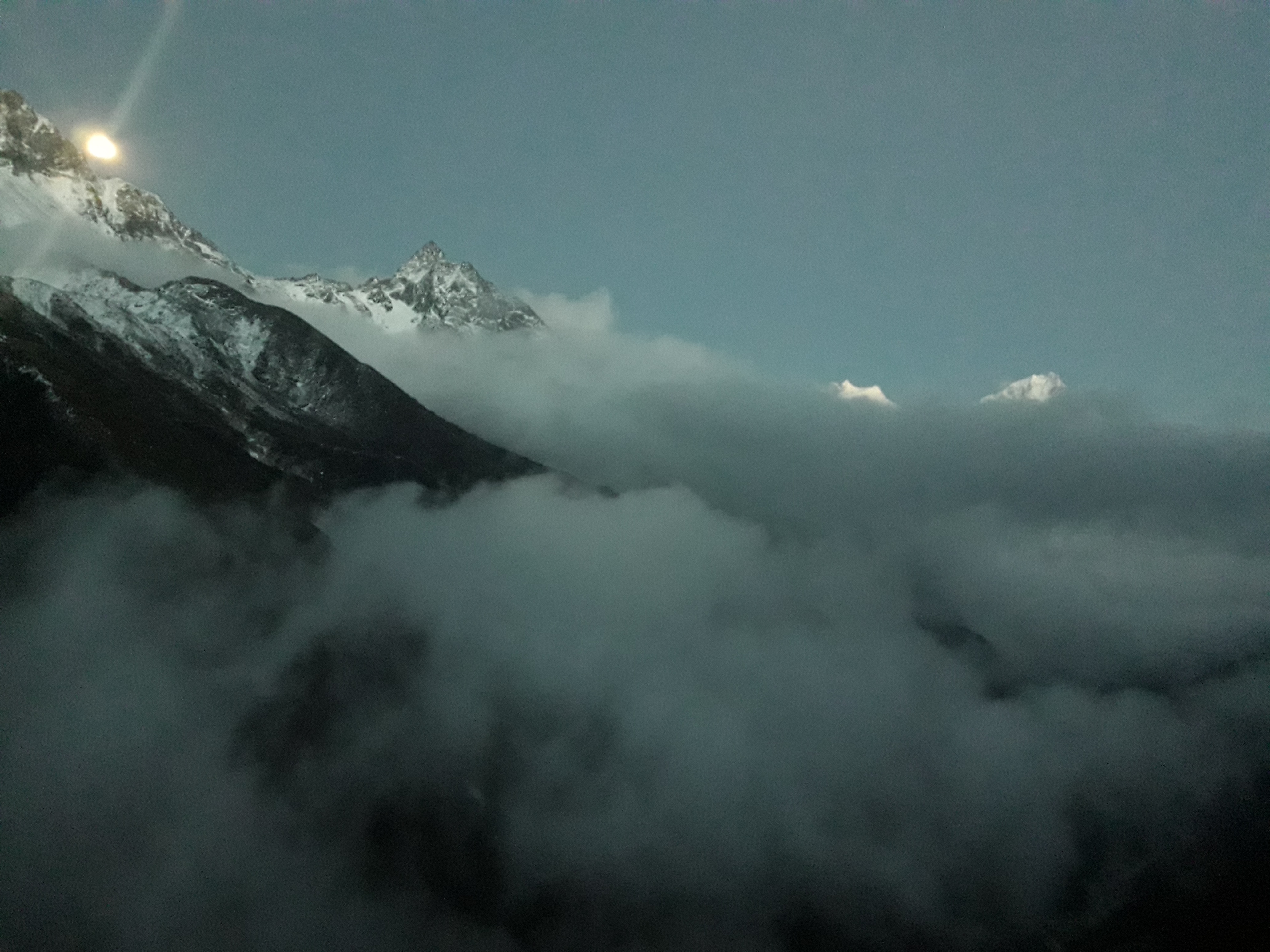 Everest Base Camp Trek Vs Upper Mustang Trek