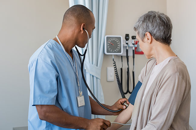 How Nursing Assistant Training School Near Me Can Give You The Best Training?