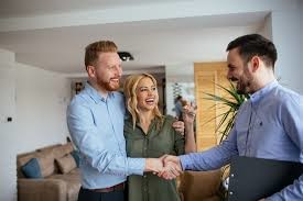 7 reasons to become a real estate agent