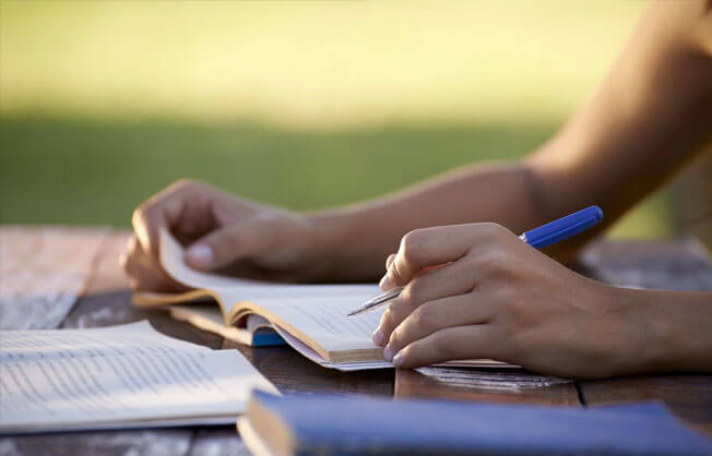 Top-Ranking, Trusted, U.S.-Based Essay Writers | MyPerfectWords