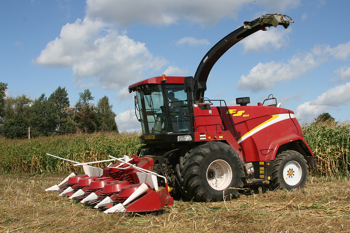 Top 5 Forage harvesters in India - PALESSE FS8060