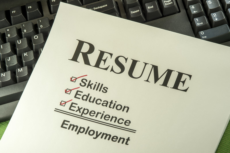 How to Write a Resume in  Easy Steps