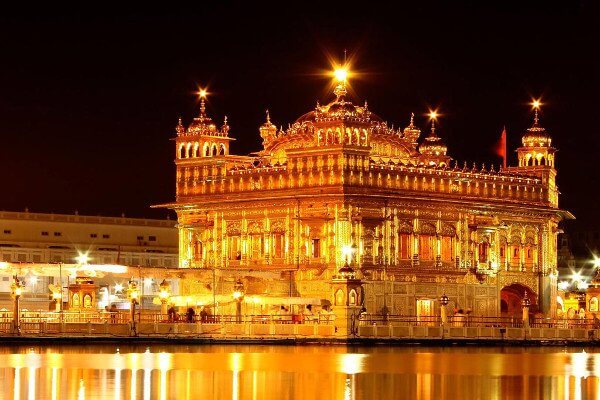Delhi to Amritsar Taxi | Delhi to Amritsar Cab