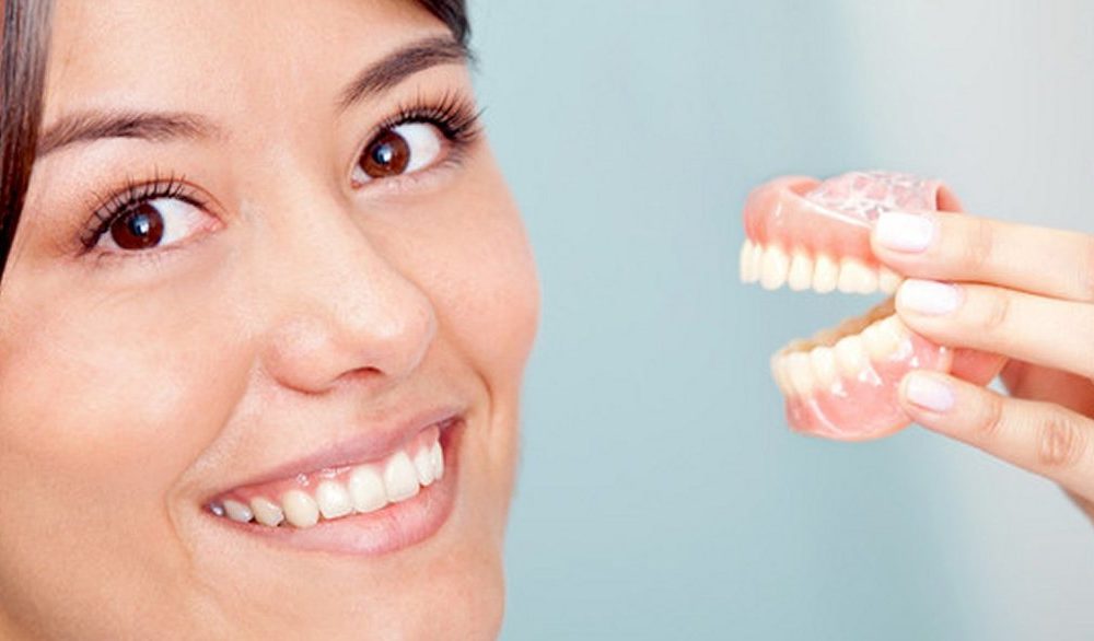 4 Compelling Reasons To Embrace Dentures Today