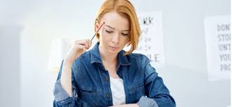 When do students Ask for Help with their Homework Assignments?