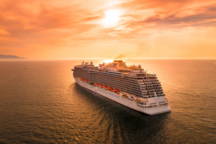 Cruise Packages | Akbar Travels