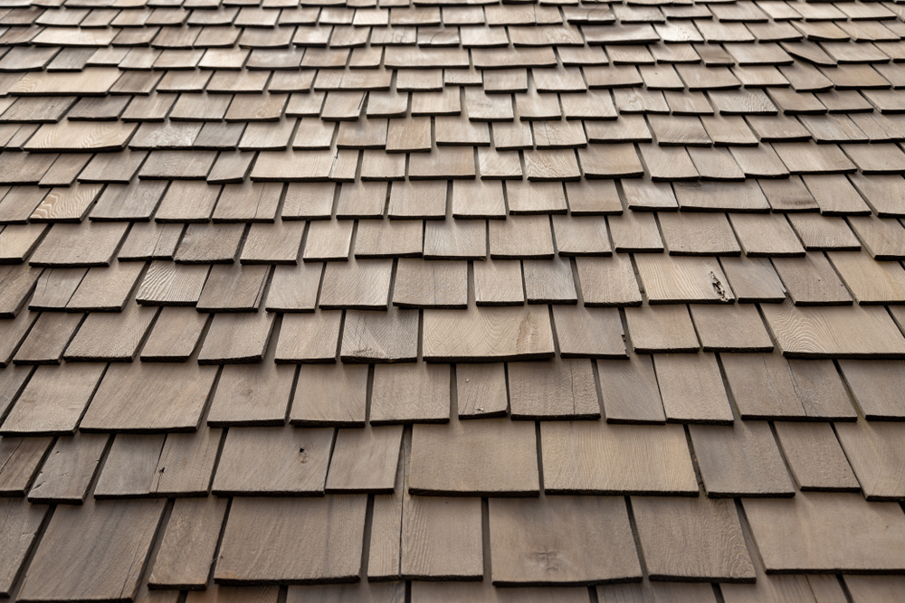 6 Mistakes to Avoid During Cedar Shake Roof Installation