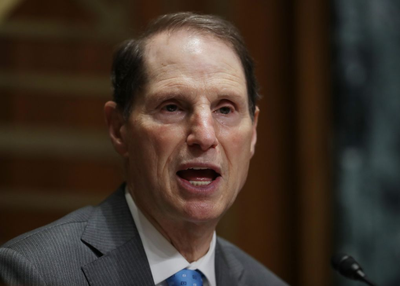 Status quo on voting machine security is a 'danger to democracy,' senator warns