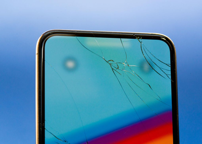 Apple is quietly locking down iPhone battery replacements, report says