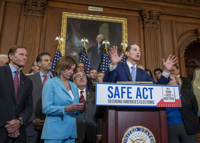 Lawmakers turn to hackers at Defcon to get election security