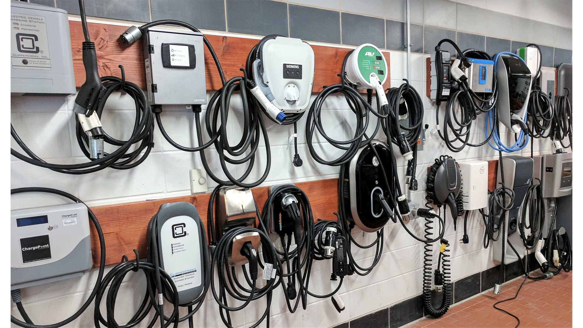 EV (Electric Vehicle) Charging Adapter Market to Gain Significant Value by 2024